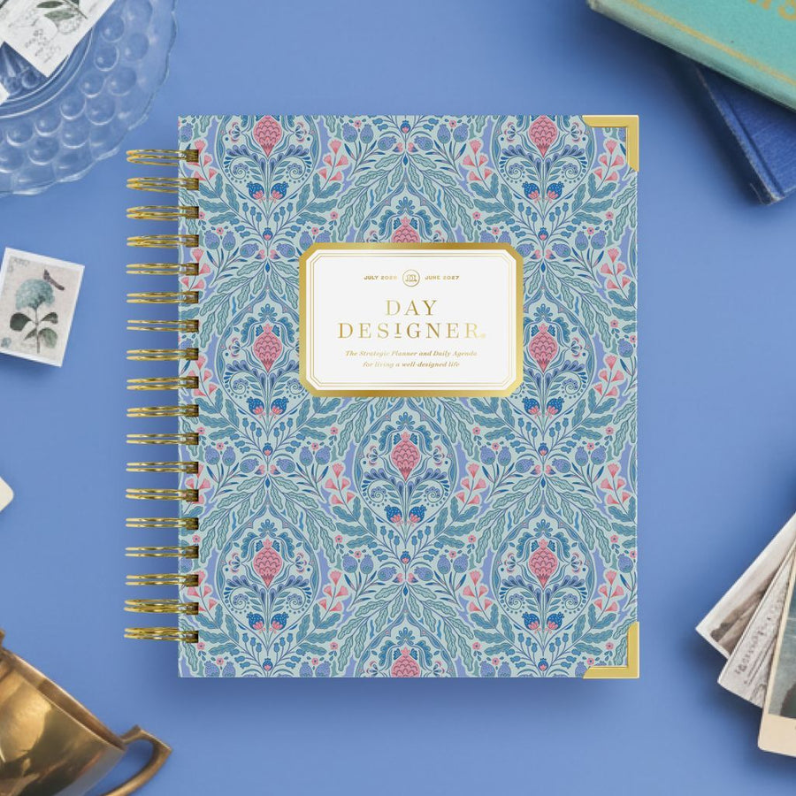 Day Designer 2026-27 daily planner: Olivia Damask beautiful cover agenda book