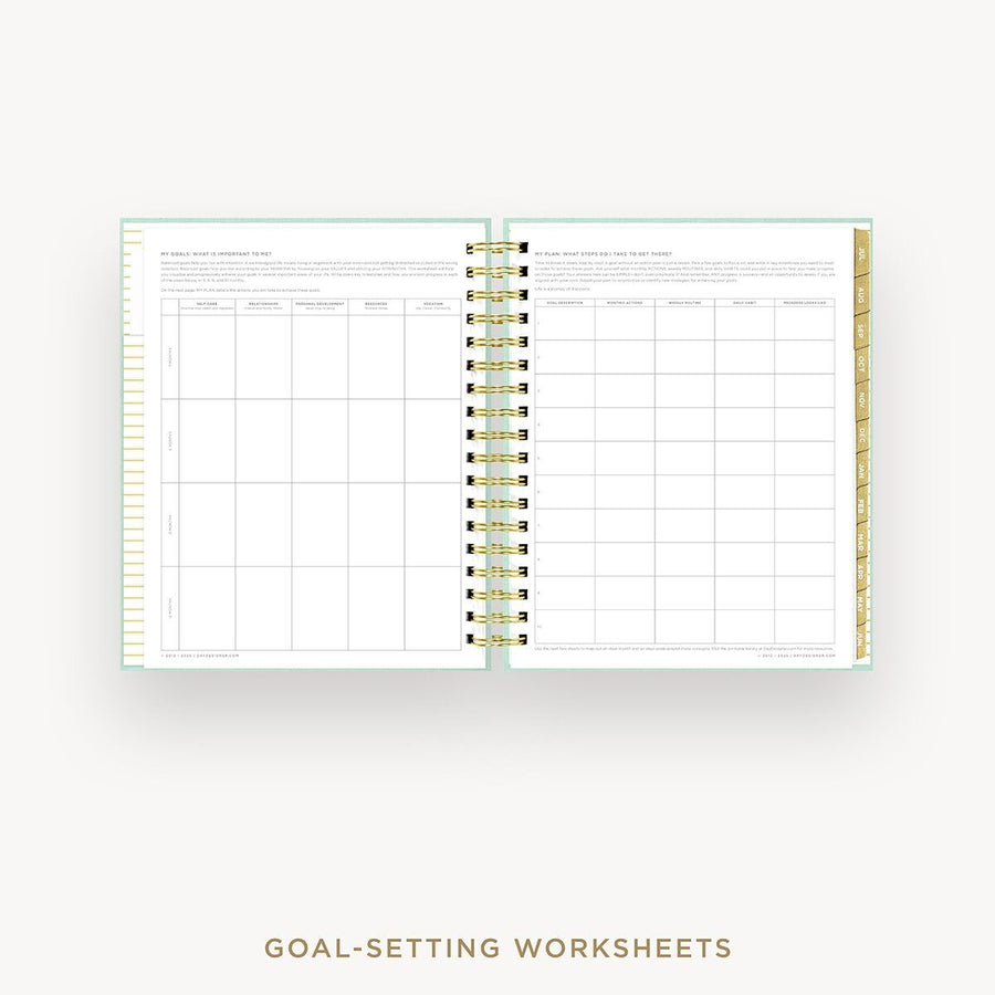 Day Designer 2026-27 daily planner: Sage Bookcloth cover with goals worksheet